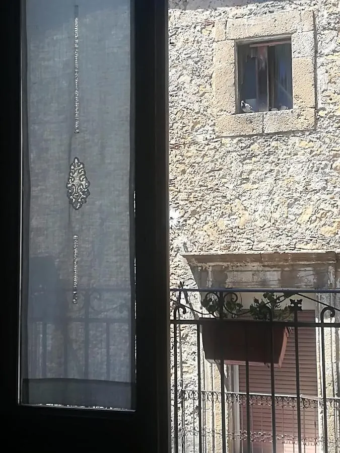 B&B L'Angolo Sulla Piazza Mirabella Imbaccari